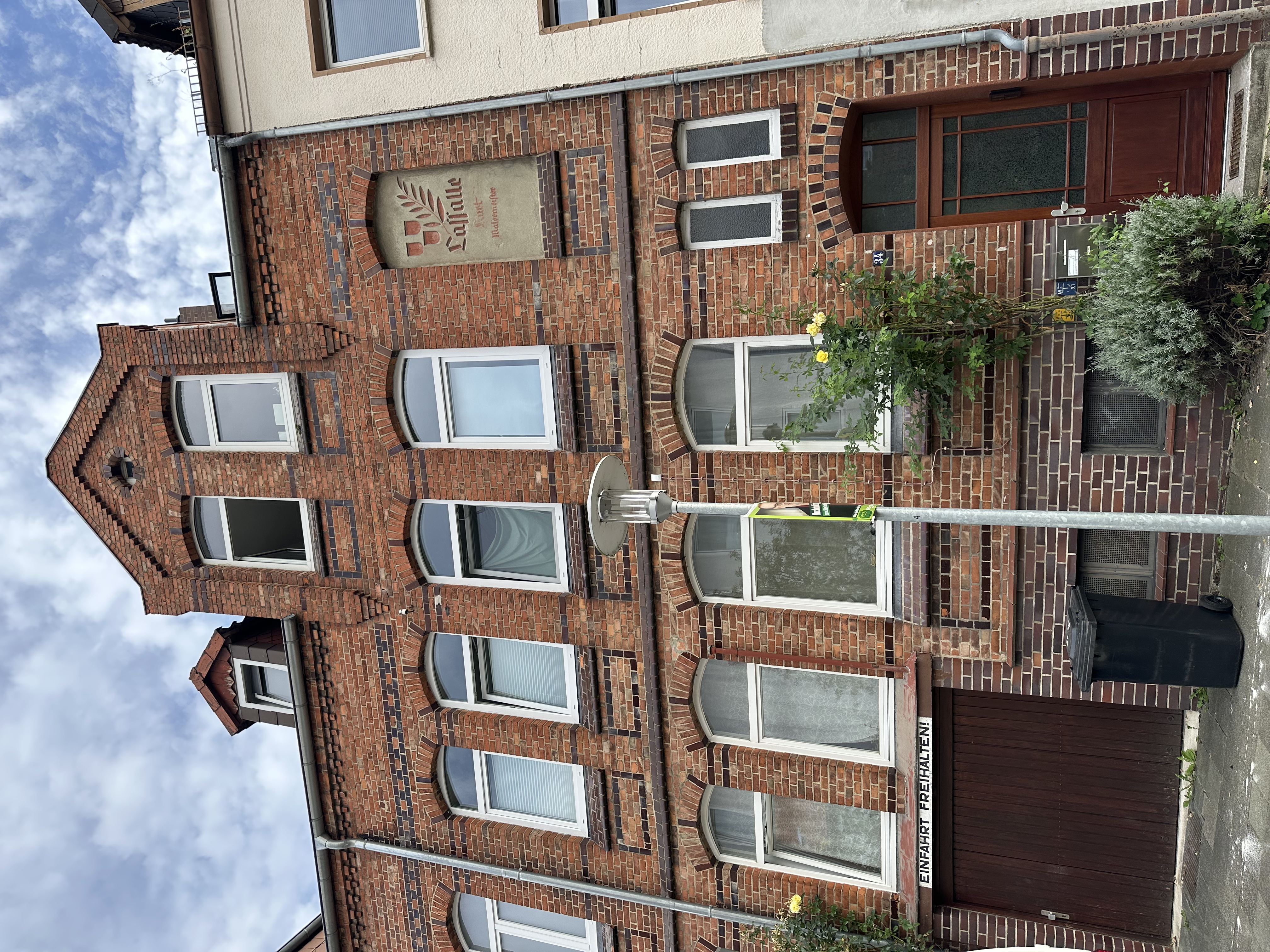 Straßenansicht